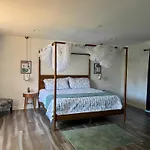 Los Angeles Hideaway - Villa Costanso