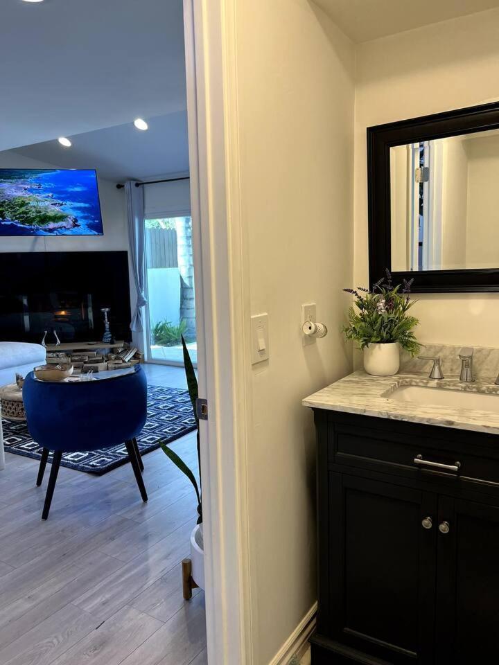 Angeles Hideaway - Costanso Villa